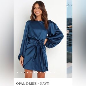 Petal & Pup Opal Dress in Navy Size 6 NWT